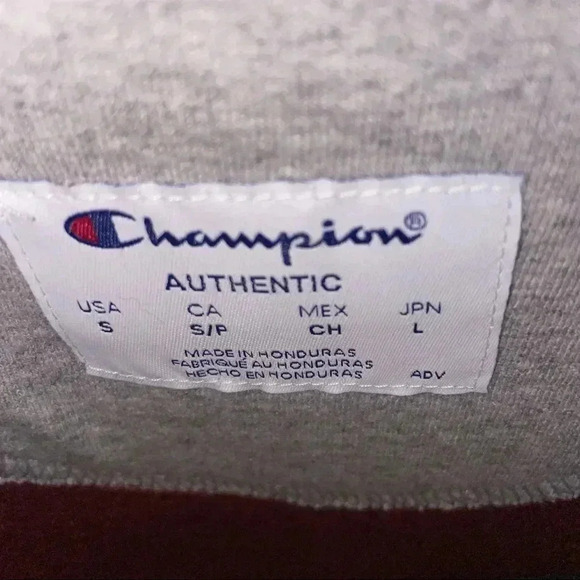 Champion ReverseWeave Crewneck - Picture 2 of 3